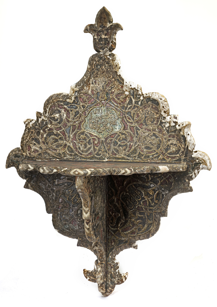 AN OTTOMAN PAINTED AND GILTWOOD TURBAN HOLDER OR KAVUKLUK, 18TH CENTURY