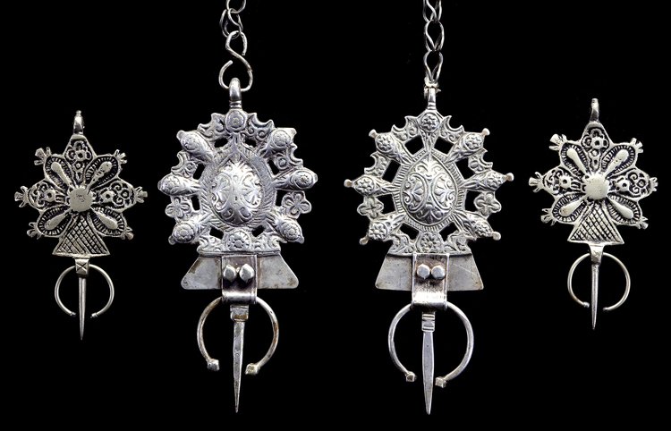 TWO PAIR OF SILVER FIBULA'S, MOROCCO AND ALGERIA, LATE 19TH-EARLY 20TH CENTURY