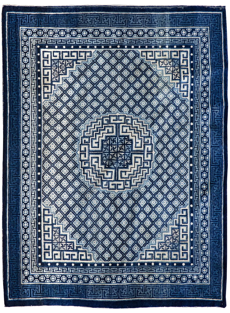 A CHINESE CARPET PAO, 19TH CENTURY