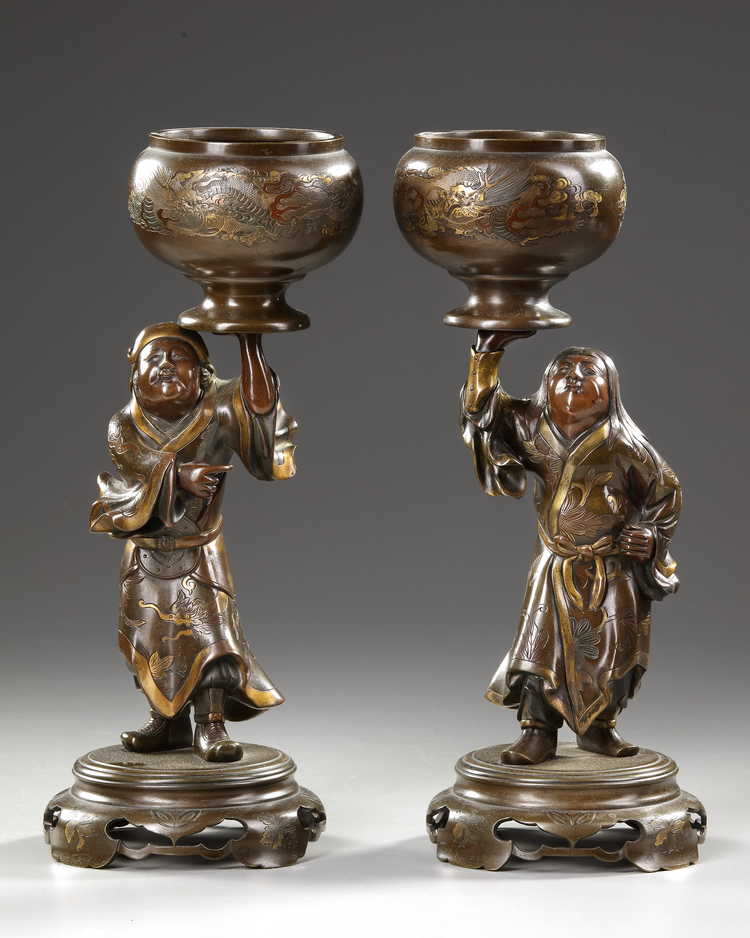 A PAIR OF JAPANESE BRONZE STATUES, MEIJI PERIOD, 19TH CENTURY