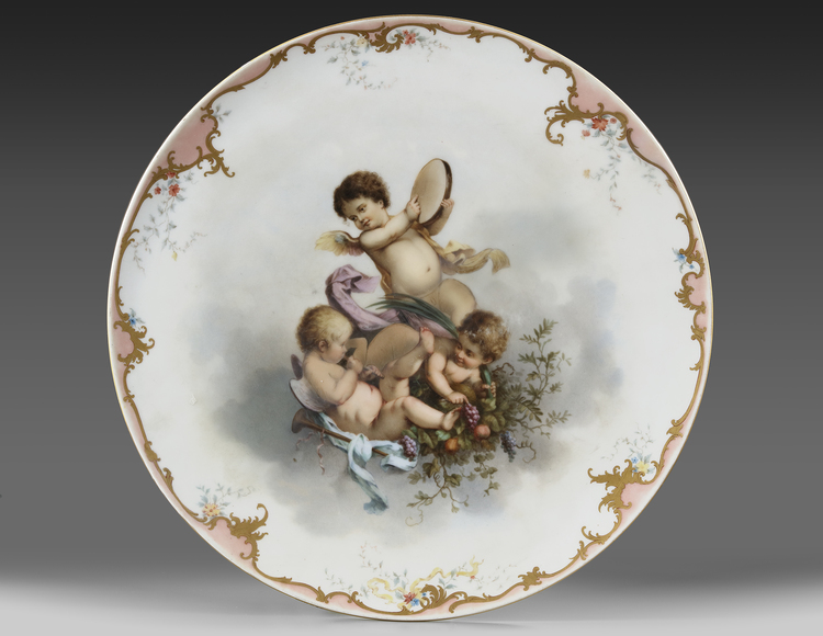 A FRENCH PORCELAIN PLATE, LATE 19TH CENTURY