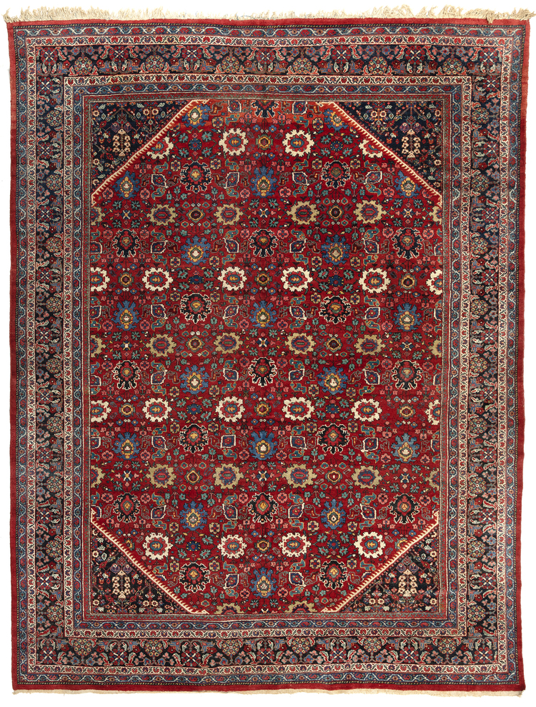 A MAHAL RUG, CIRCA 1940