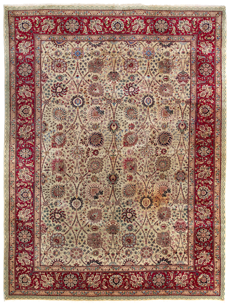 AN IVORY GROUND SHA ABBAS DESIGN SARUK CARPET, 1920