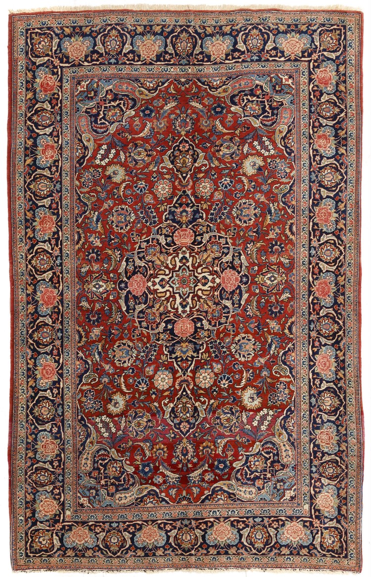 A KASHAN RUG, CIRCA 1930