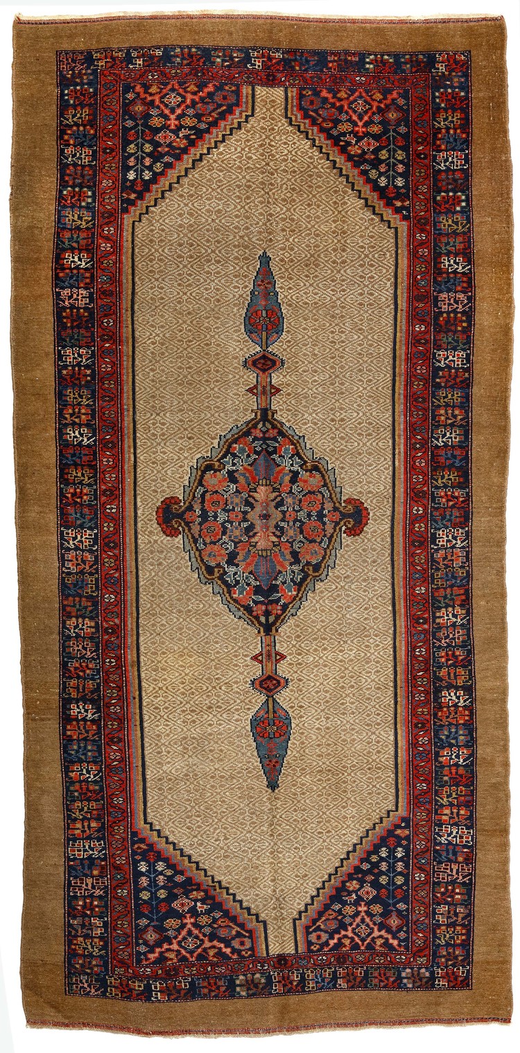 A NORTH-WEST PERSIAN KELLEY RUG,19TH CENTURY