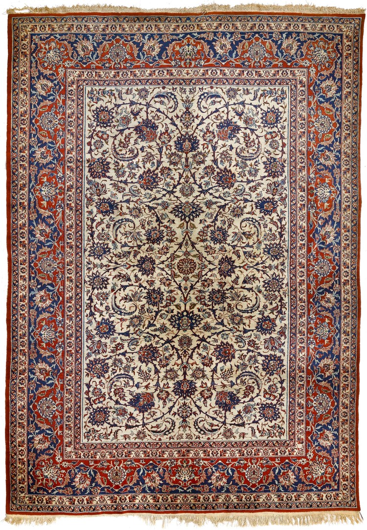 AN ISFAHAN KURK RUG, CIRCA 1920