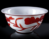 A CHINESE CARVED OVERLAY GLASS FLOWERS BOWL, QING DYNASTY (1644-1911)