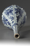 A Blue and White Kraak Ware Vase