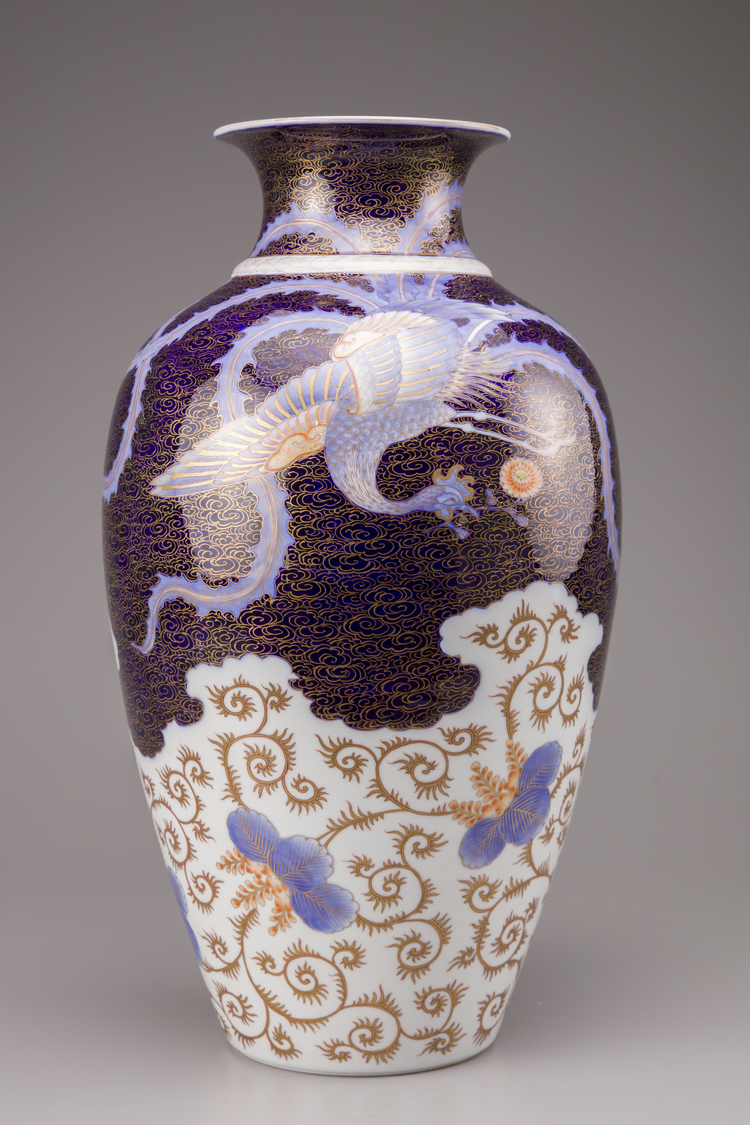 A Japanese porcelain vase
