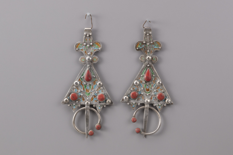 A pair of Grand Kabylia silver Berber fibulae - Tizerzai -