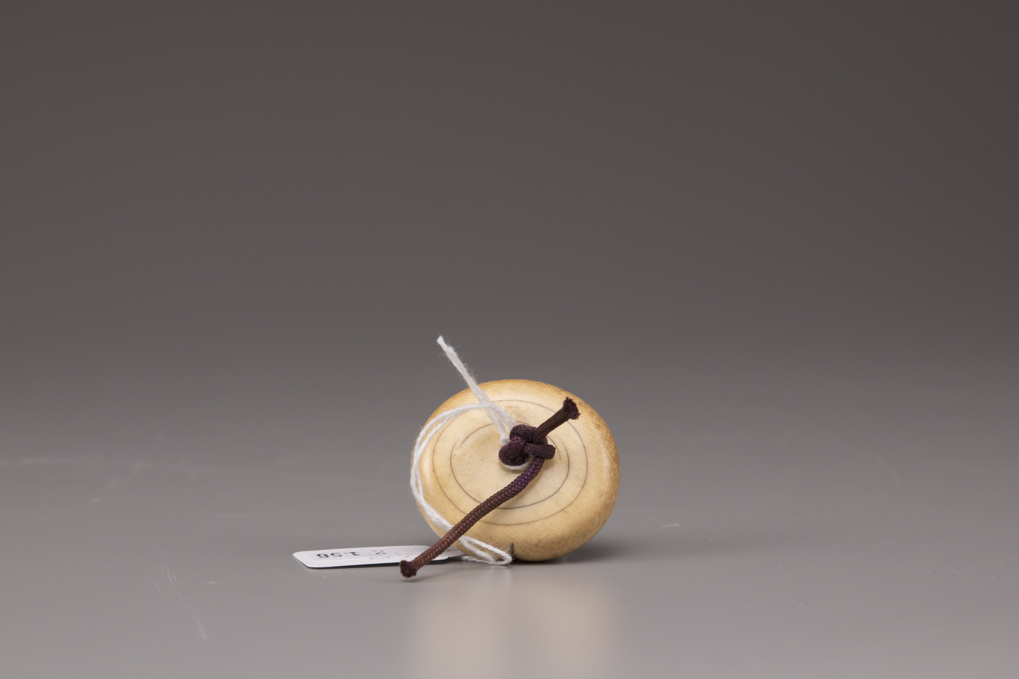 A Japanese Kagamibuta netsuke