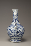 A blue and white ewer