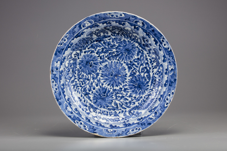 A large blue and white ‘lotus' dish