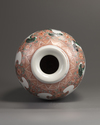 A CHINESE FAMILLE VERTE LADIES BALUSTER VASE, 19TH CENTURY