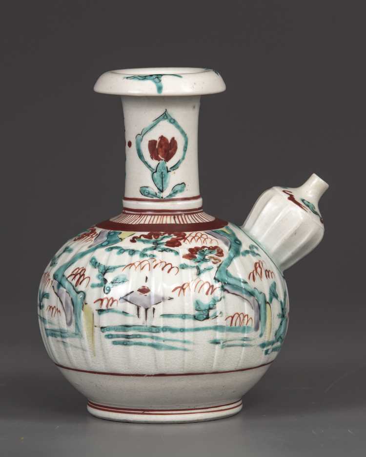 A Japanese Kakiemon style porcelain kendi