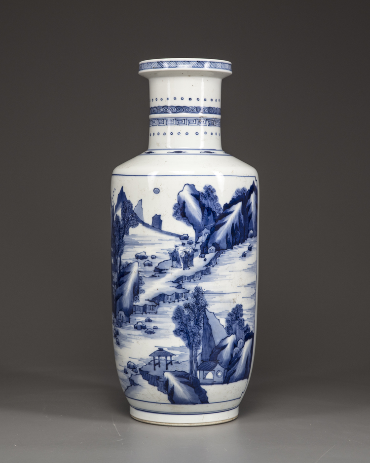 A Chinese Kangxi-style blue and white rouleau vase