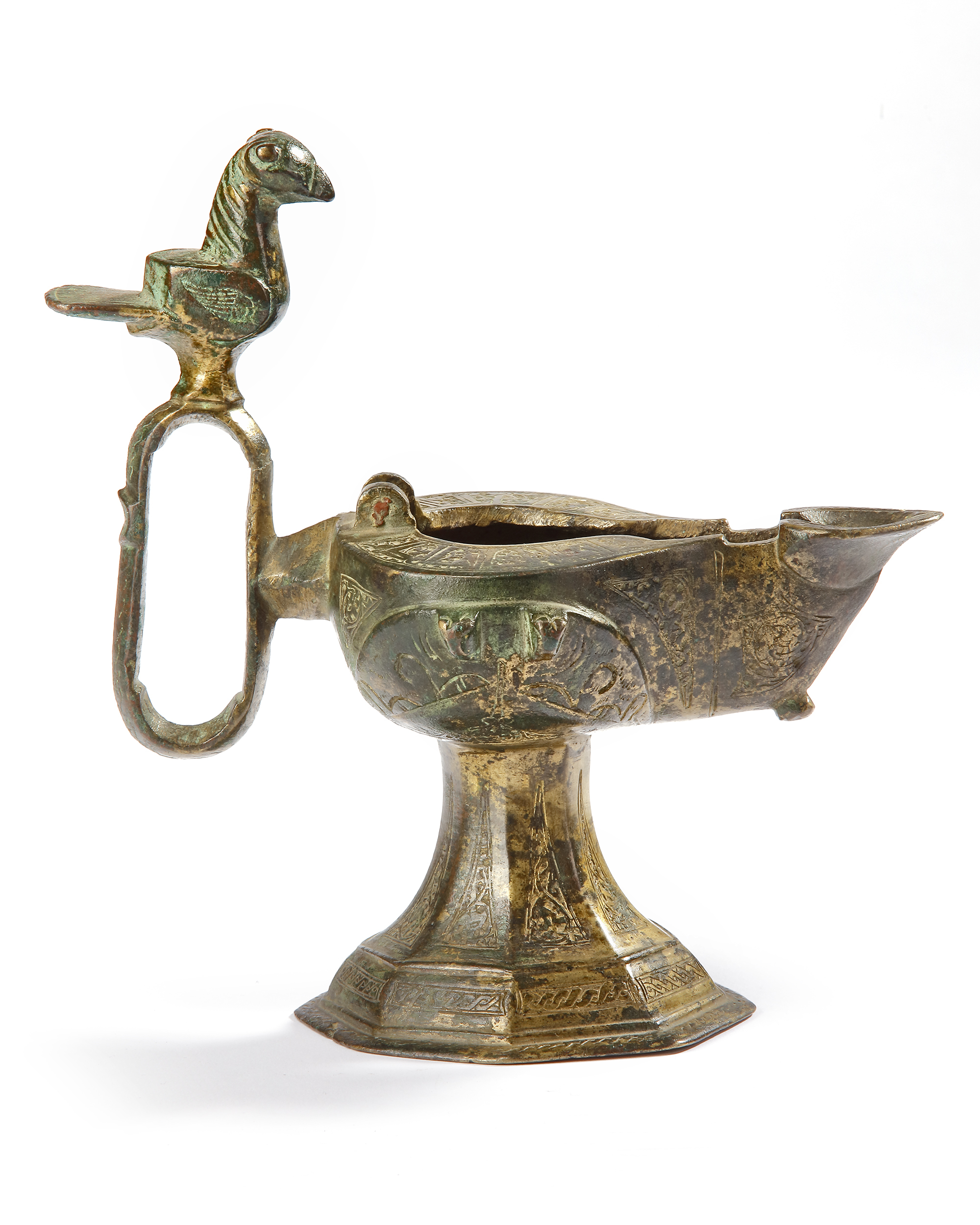 A SELJUK BRONZE OIL LAMP, CENTRAL ASIA, 12TH-13TH CENTURY