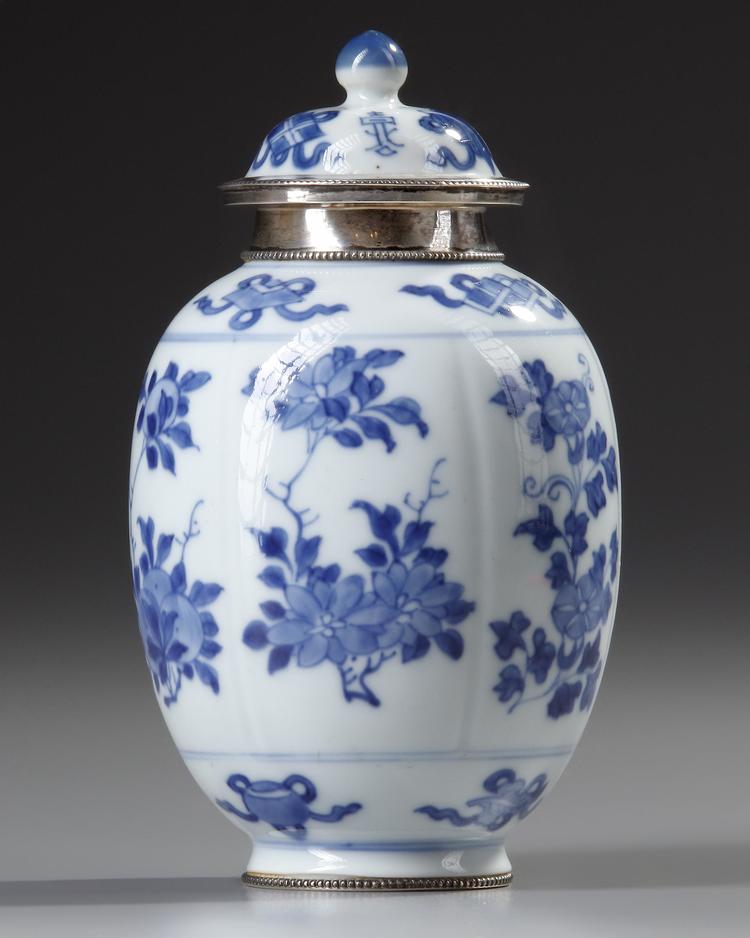A CHINESE BLUE AND WHITE SILVER MOUNTED LOBBED JAR, KANGXI (1662-1722)