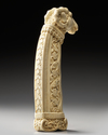 AN IVORY MUGHAL DAGGER HILT, 19TH CENTURY