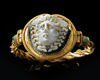 AN EXCEPTIONAL ROMAN GOLD BRACELET WITH A CAMEO MOUNTED ON THE CENTRAL MEDALLION, CIRCA 2ND-3RD CENTURY A.D.