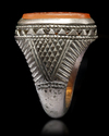 AN AGATE SEAL SILVER RING, 19TH CENTURY