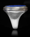 A LAPIS LAZULI SEAL RING, 18TH CENTURY