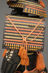 A JAPANESE BLACK LACQUER SUIT-OF-ARMOUR (YOROI) 鎧 WITH DRAGON CREST, SHÕWA PERIOD (1926-1989)