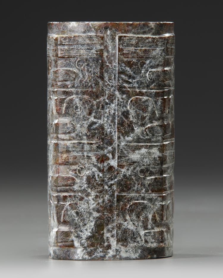 A RARE BLACK JADE RITUAL VESSEL, CONG, SONG DYNASTY (960-1279)