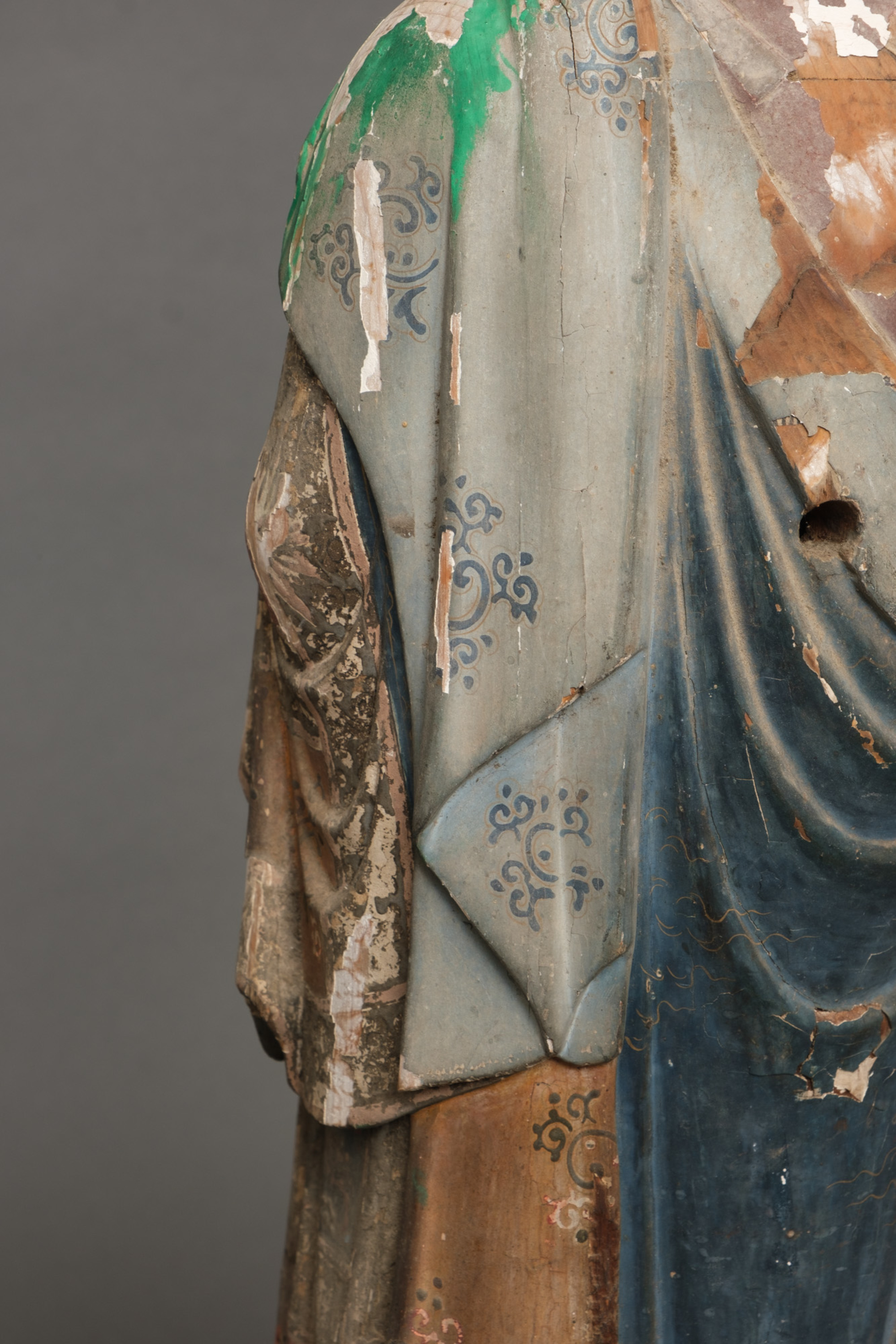 A JAPANESE SCULPTURE OF JIZÔ BOSATSU 地蔵菩薩, EDO PERIOD A JAPANESE SCULPTURE OF JIZÔ BOSATSU 地蔵菩薩, EDO PERIOD