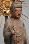 A JAPANESE GILDED WOODEN BUDDHA AMIDA, EDO PERIOD (1600-1868)