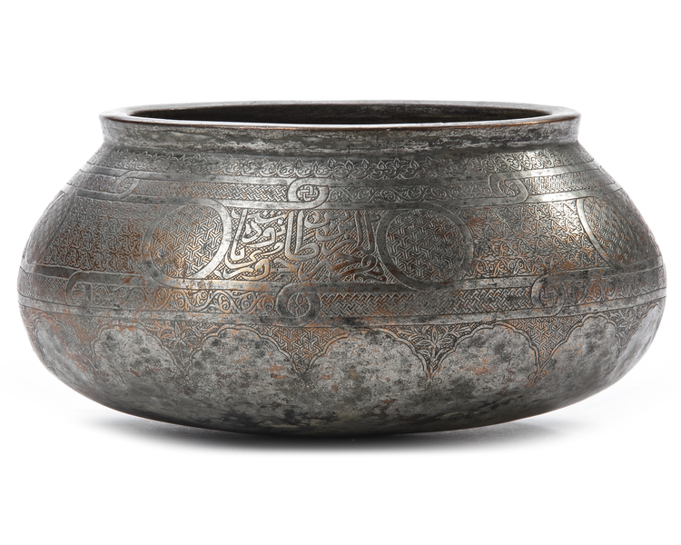A TIMURID TINNED COPPER BOWL  PERSIA, LATE 14TH CENTURY