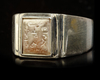 AN AGATE SEAL SILVER RING, 10TH CENTURY
