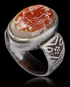 AN AGATE SEAL SILVER RING, 11TH CENTURY