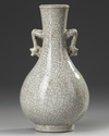 A CHINESE CRACKLE-GLAZED VASE  19TH-20TH CENTURY