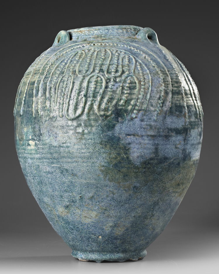 A LARGE POST SASSANIAN TURQUOISE GLAZED POTTERY STORAGE JAR,  PERSIA OR IRAQ, 7TH-8TH CENTURY
