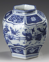 A CHINESE BLUE AND WHITE HEXAGONAL VASE, QING DYNASTY (1644-1911)