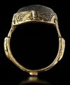 A CRYSTAL SEAL GOLD RING