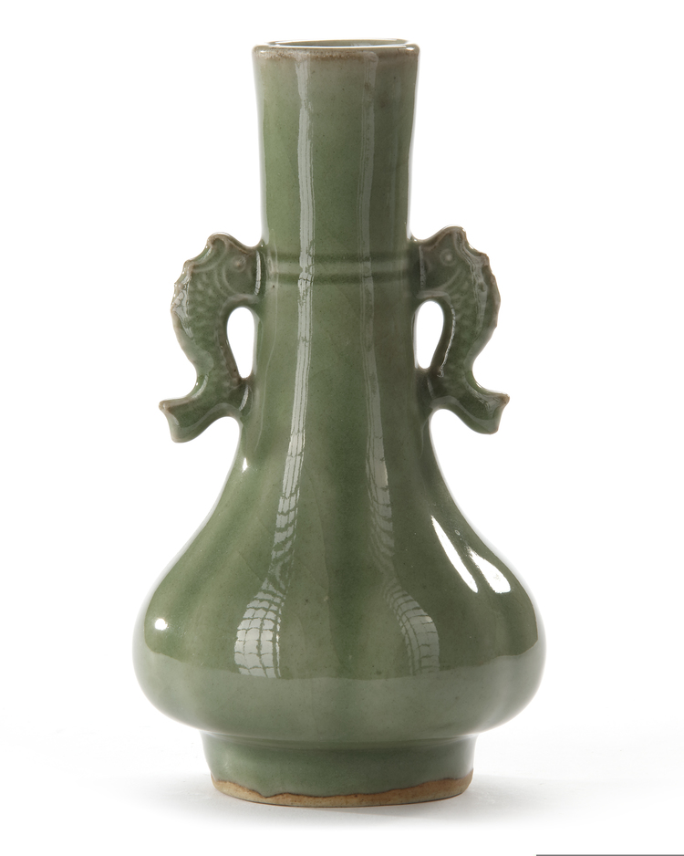 A CHINESE LONGQUAN CELADON VASE, SONG DYNASTY (960-1279)