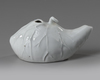 THREE JAPANESE PORCELAIN WARES, 19TH CENTURY