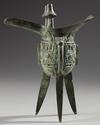 A CHINESE BRONZE JUE, QING DYNASTY (1644-1911)