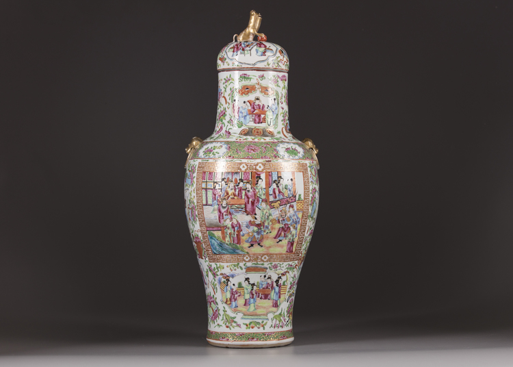 A Cantonese vase with cover