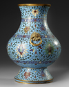 A CHINESE CLOISONNE ENAMEL HU VASE, QING DYNASTY (1644–1911)