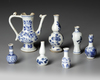 A GROUP OF SEVEN CHINESE BLUE AND WHITE OBJECTS,18TH CENTURY