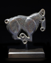 A BRONZE HORSE APPLIQUE, ORDOS, 7TH-5TH CENTURY BC