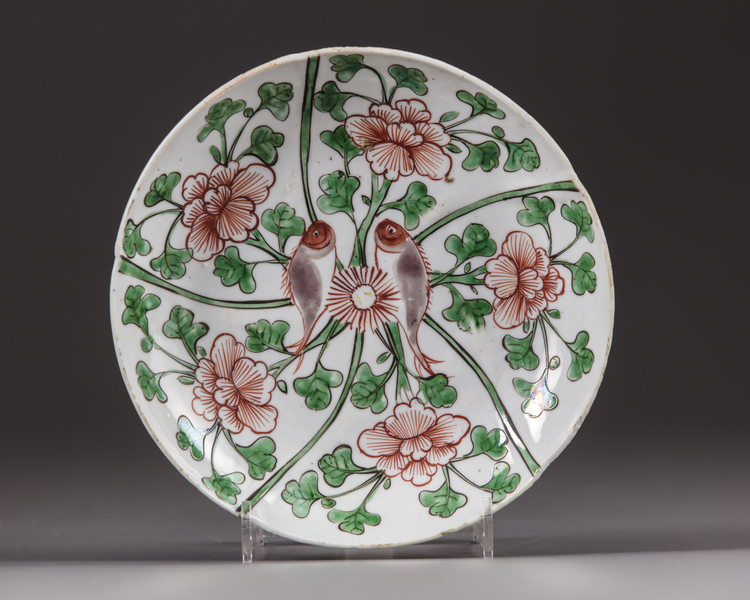 A Chinese famille verte 'twin fish' dish