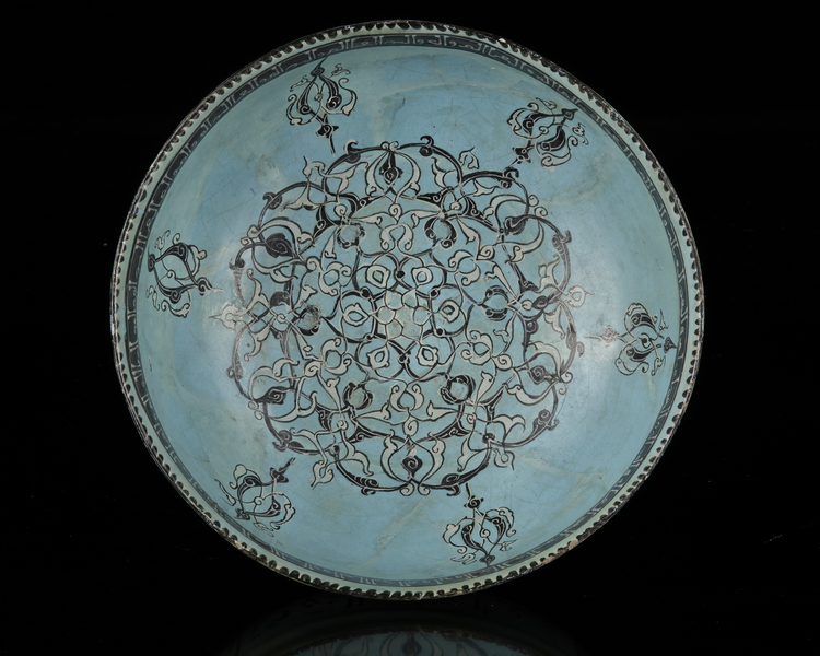 * A SELJUK POTTERY BOWL, PERSIA, 13TH CENTURY