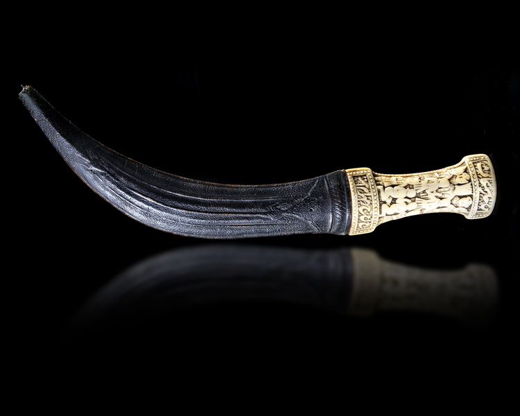 A QAJAR IVORY HILTED DAGGER, PERSIA, 19TH CENTURY