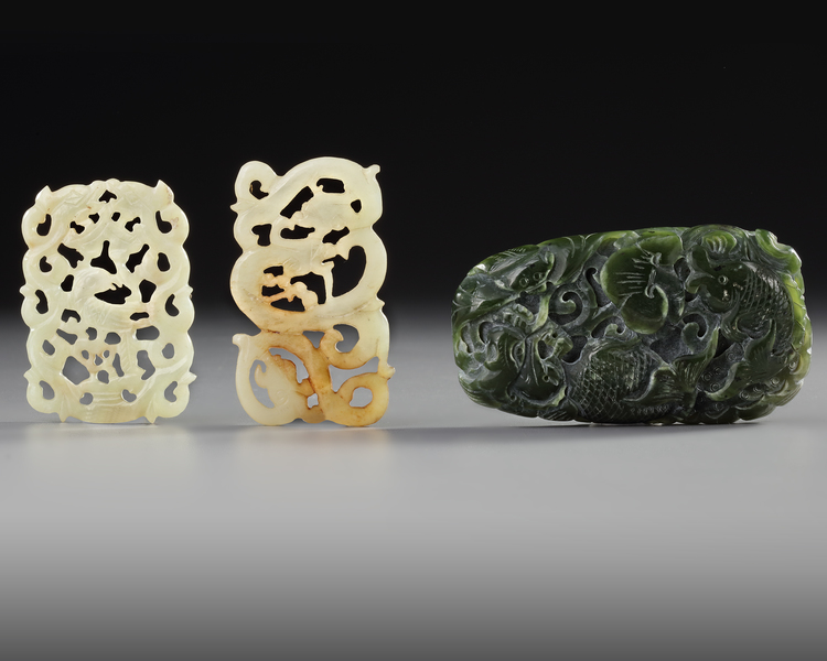 THREE CHINESE JADE ORNAMENTS, 20TH CENTURY