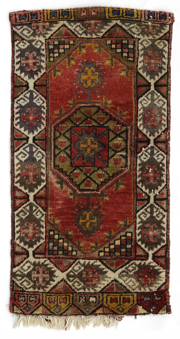 A KONYA KARAPINAR YASTIK CARPET, CIRCA 1900
