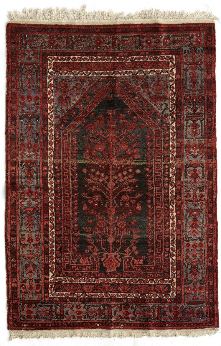 A KOMURCU KULA PRAYER RUG, ANATOLIA, 19TH CENTURY